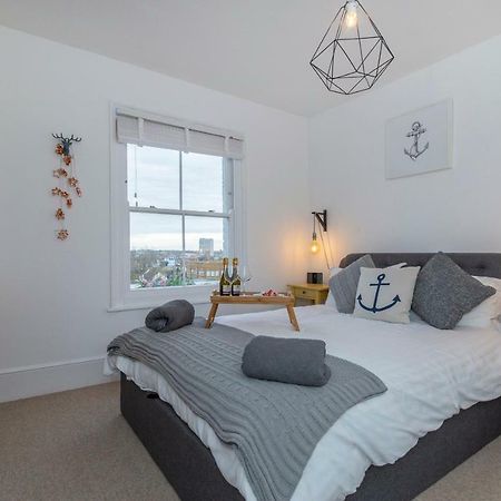 Fort Crescent - Margate Apartment Bagian luar foto