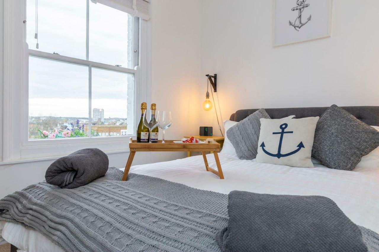 Fort Crescent - Margate Apartment Bagian luar foto